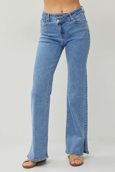 mid rise cross over side slit straight jeans