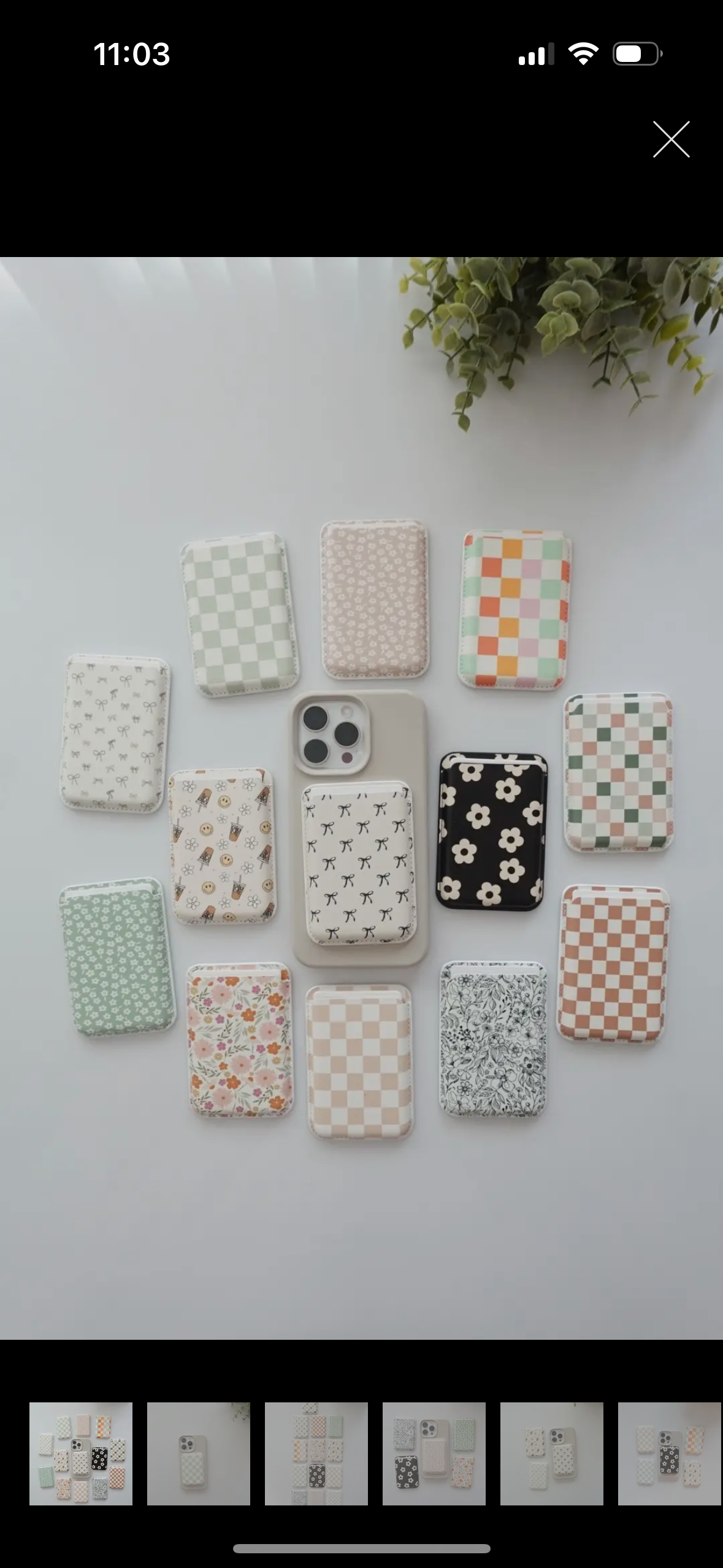 Magnetic phone wallet patterned