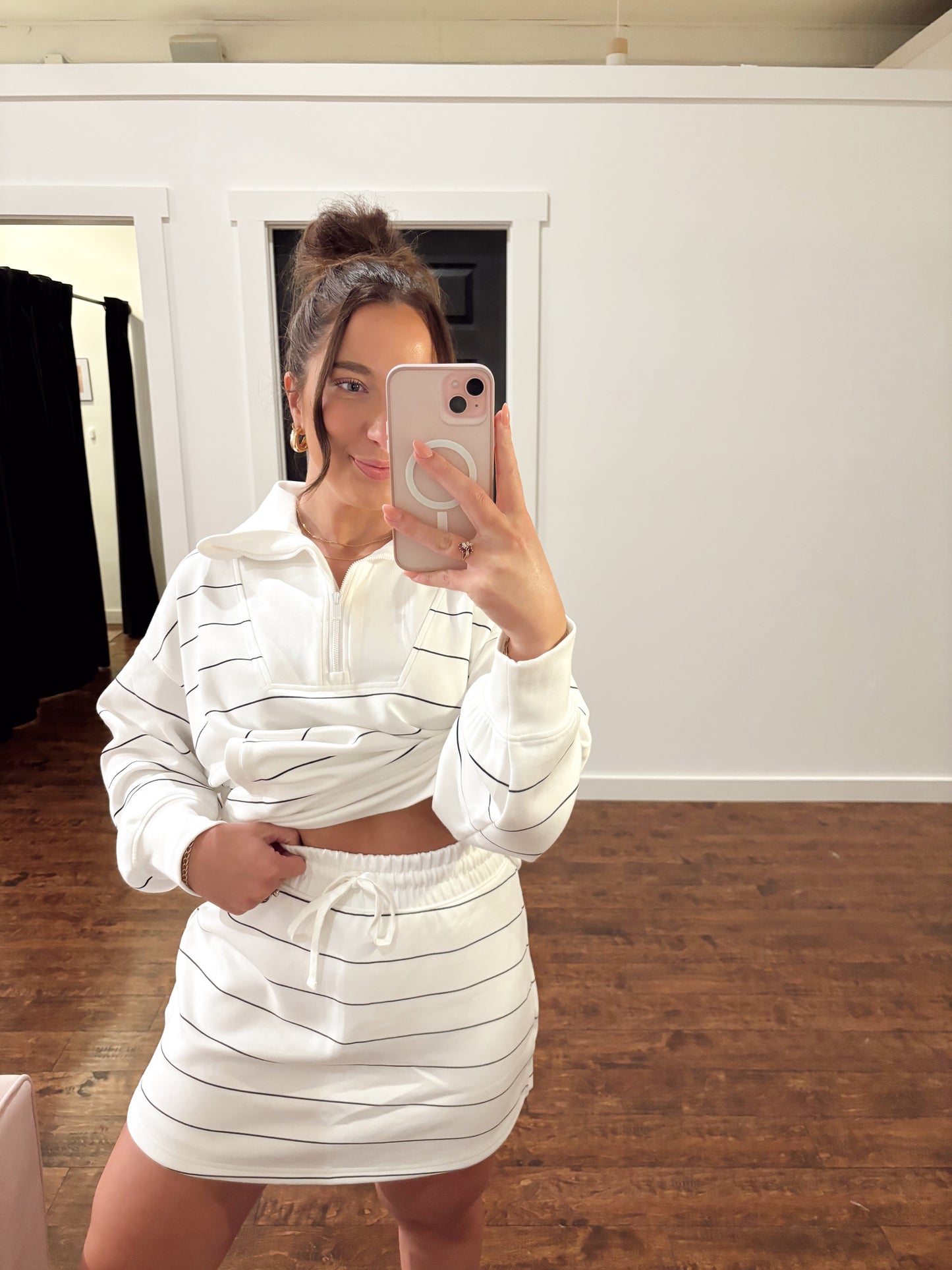 Meg set