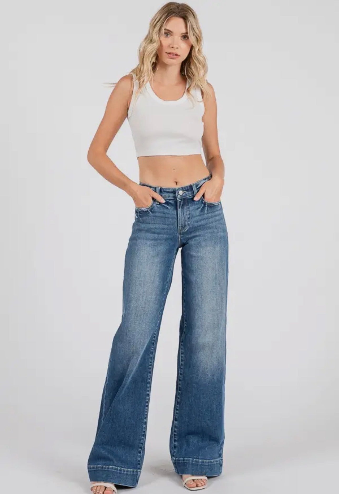 Mid rise stretch trouser wide leg
