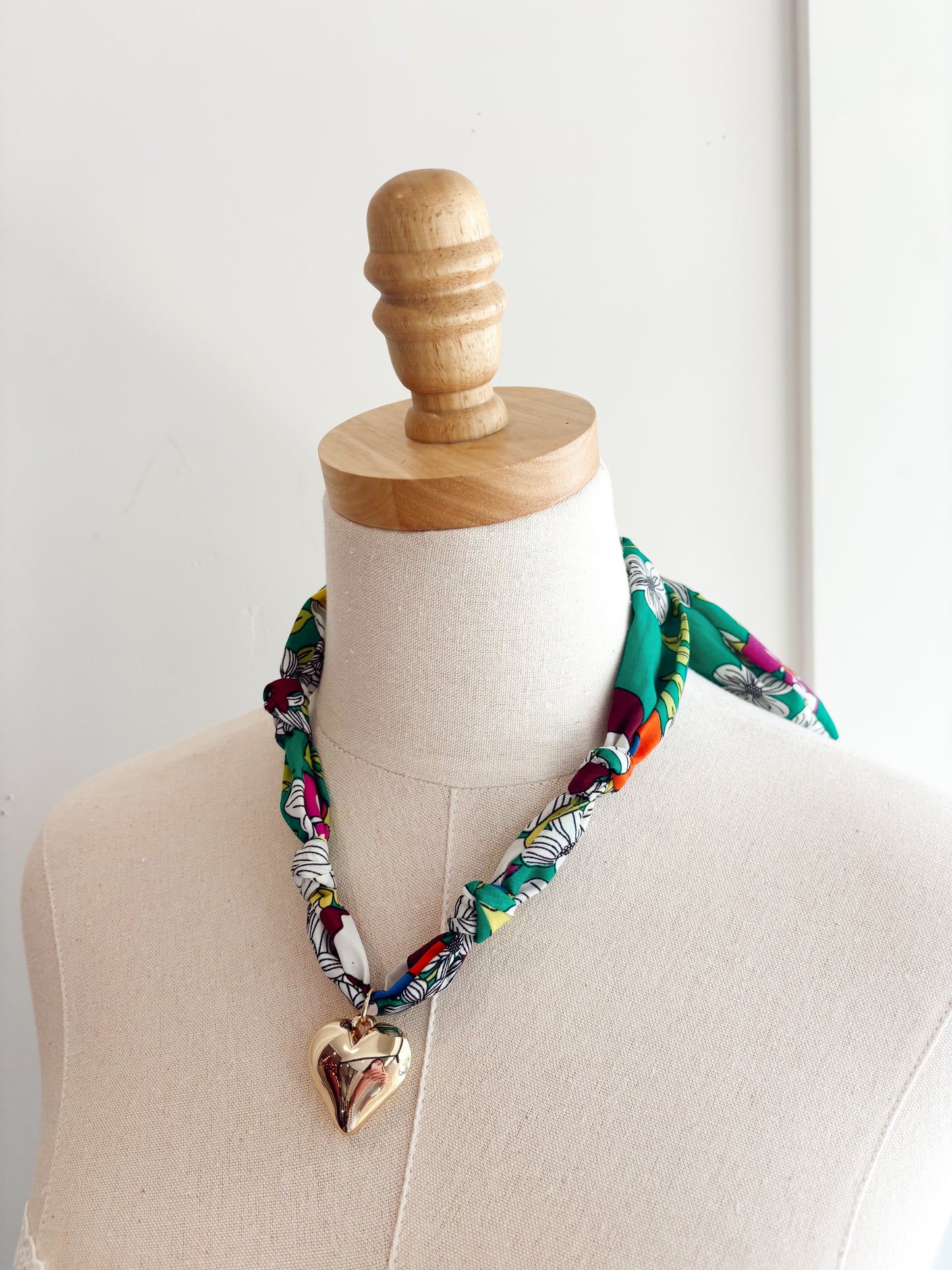 Chunky heart charm green scarf necklace