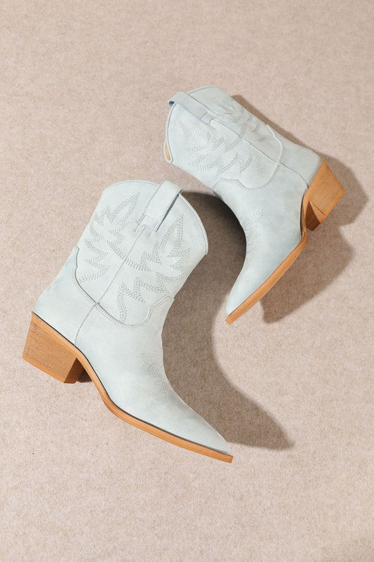 Claire booties