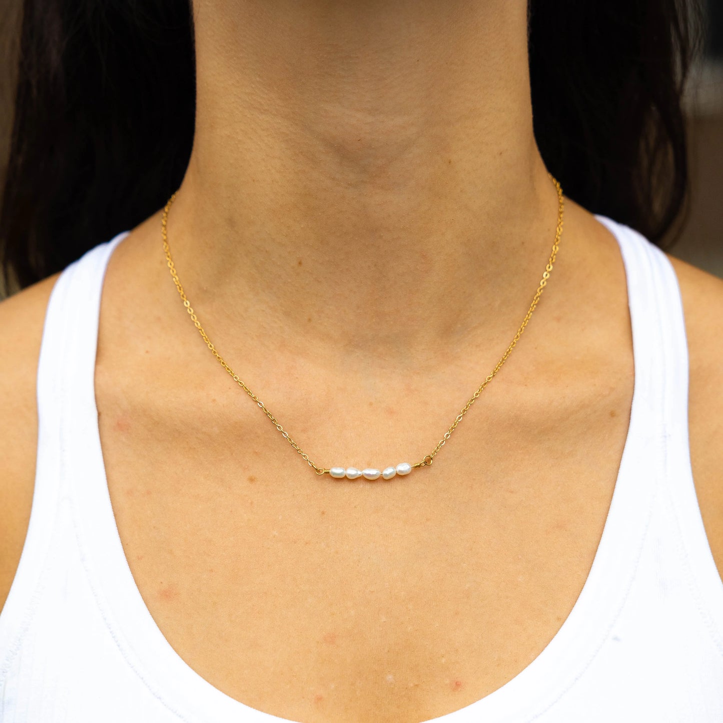 pearl diver bar necklace