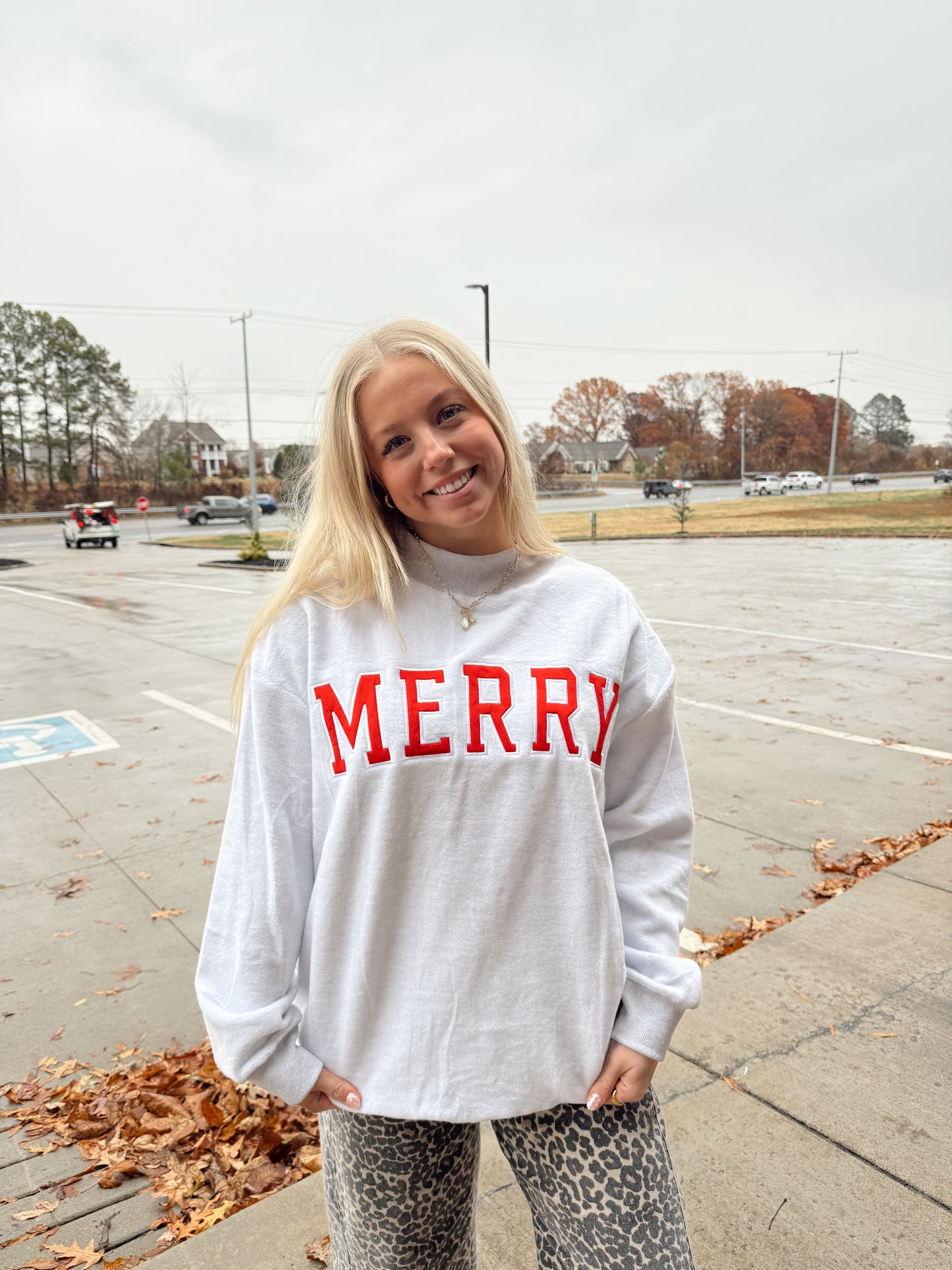 MERRY MOCK NECK