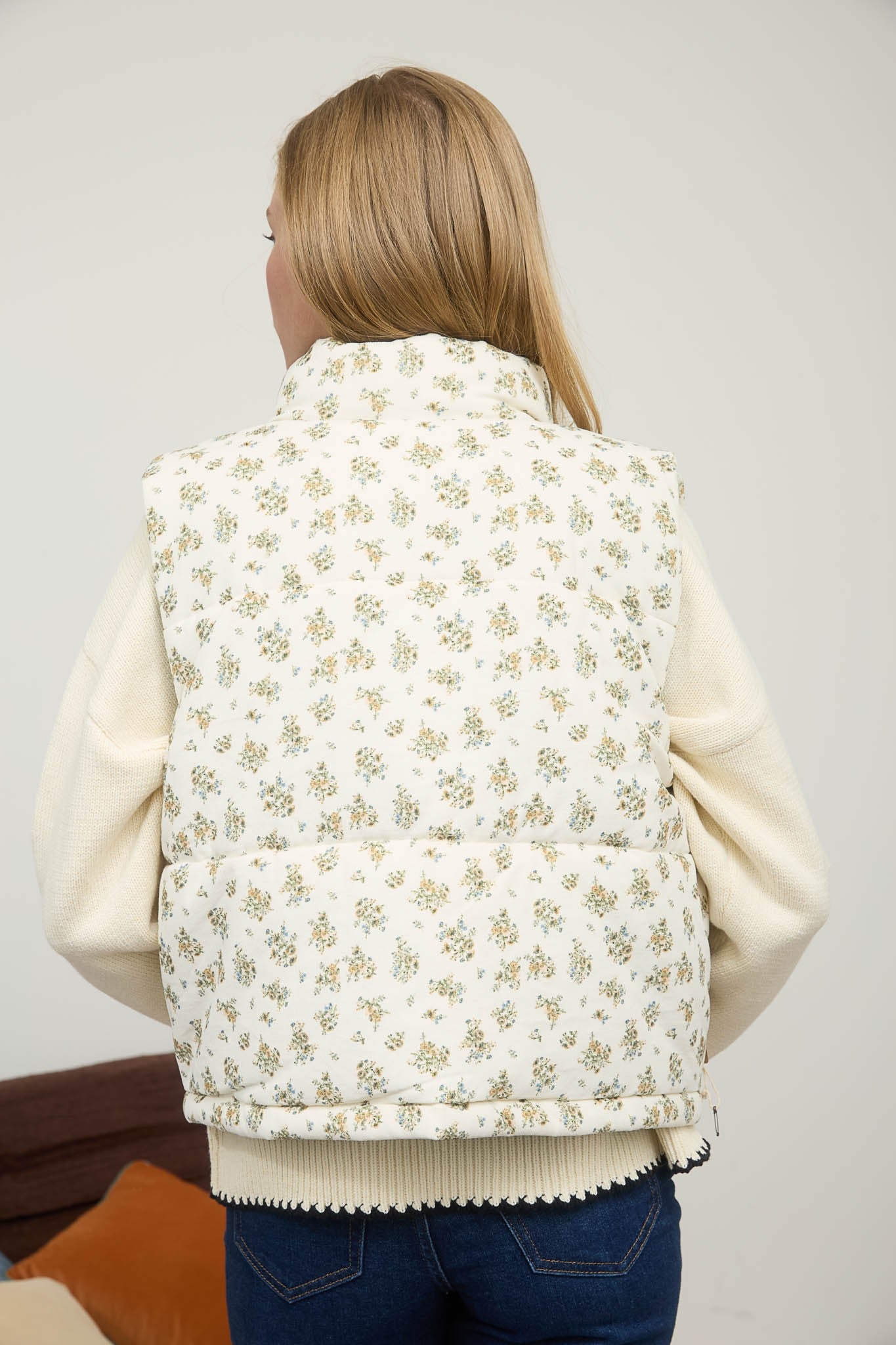 Floral Zip-up Puffer Vest