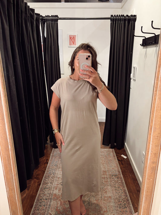 Online- Tshirt Maxi Dress No Pocket Tan