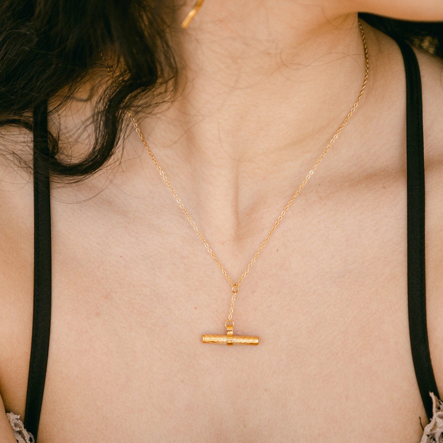 Lasso Necklace Gold