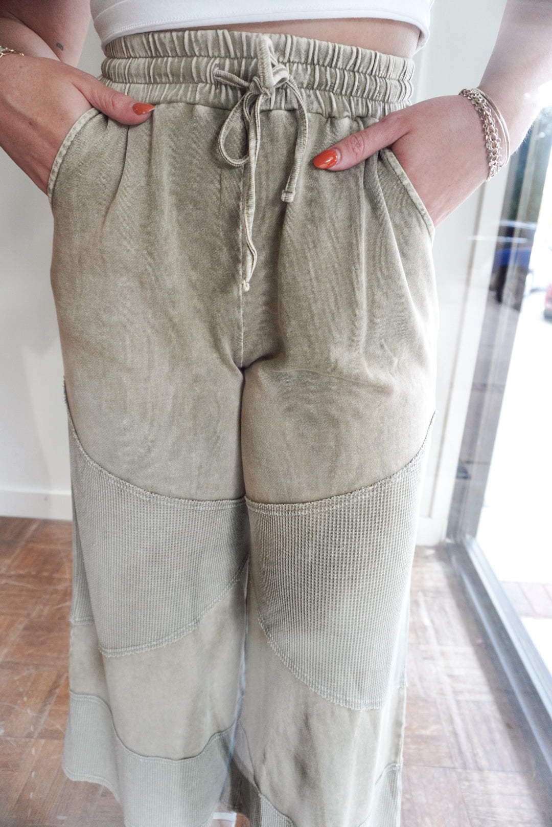 Clara ribbed olive