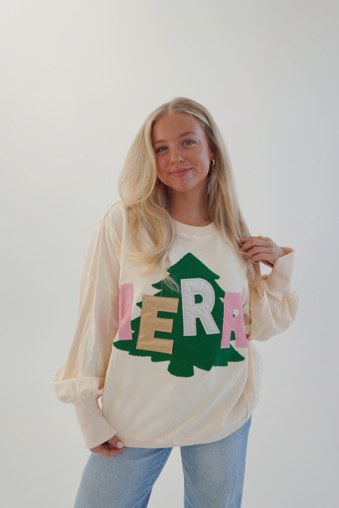 Merry tree sweatshirt