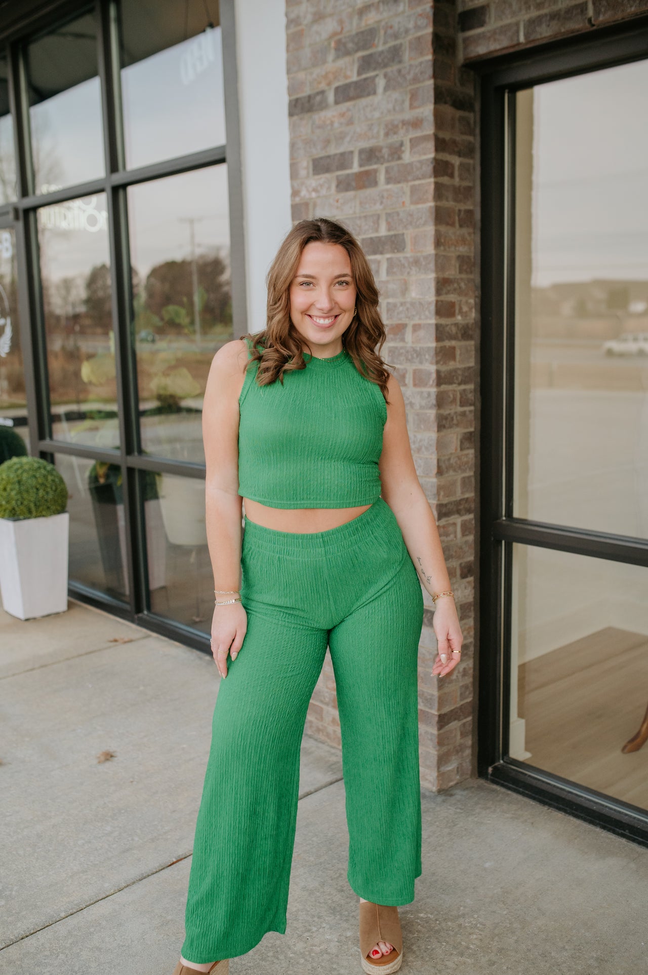 hallie set green