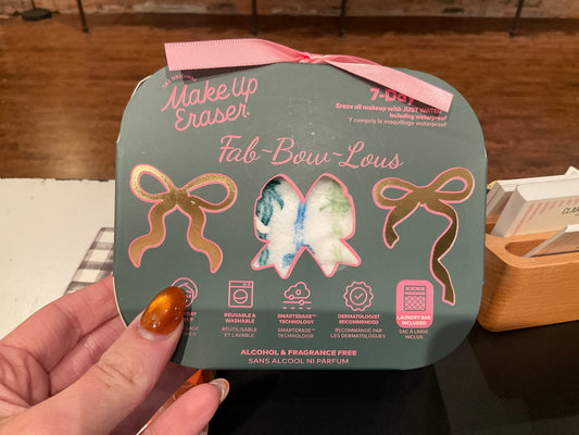 Make Up Eraser Fab Bow 7 Day Set