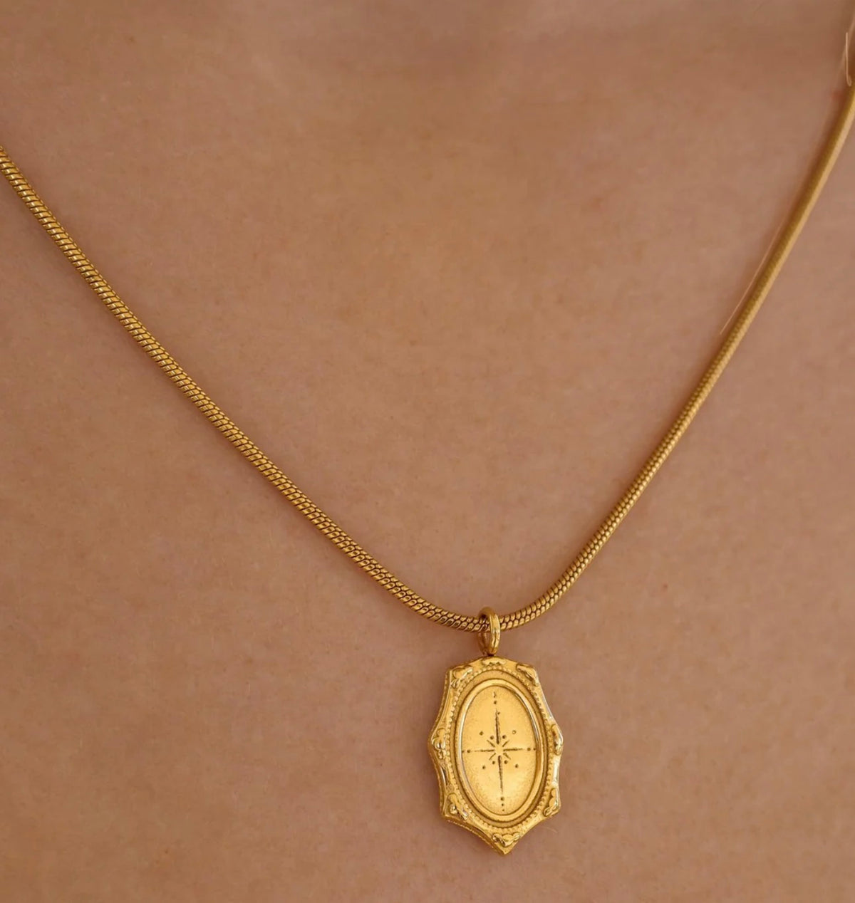 Alchemy necklace Alco