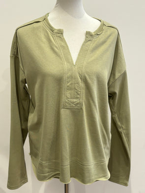 20 Raw Edge Detail Solid Knit Casual Top SAGE