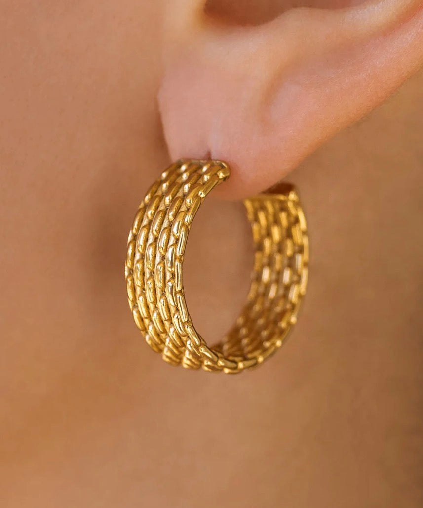 Sunday earrings gold alco