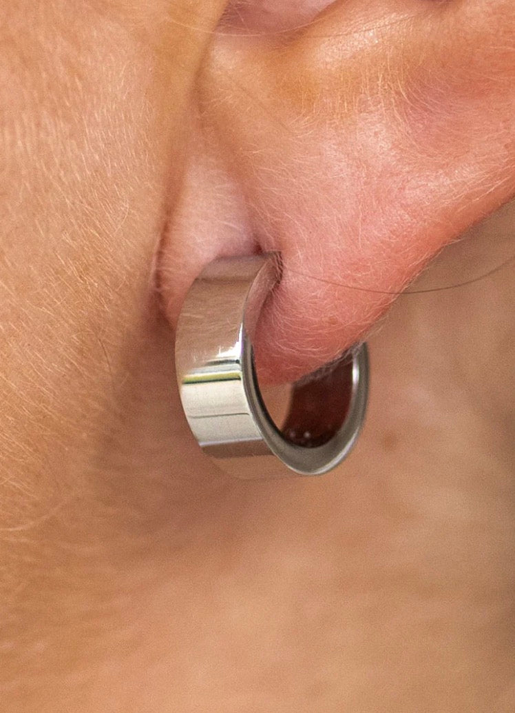 Sable hoops silver alco