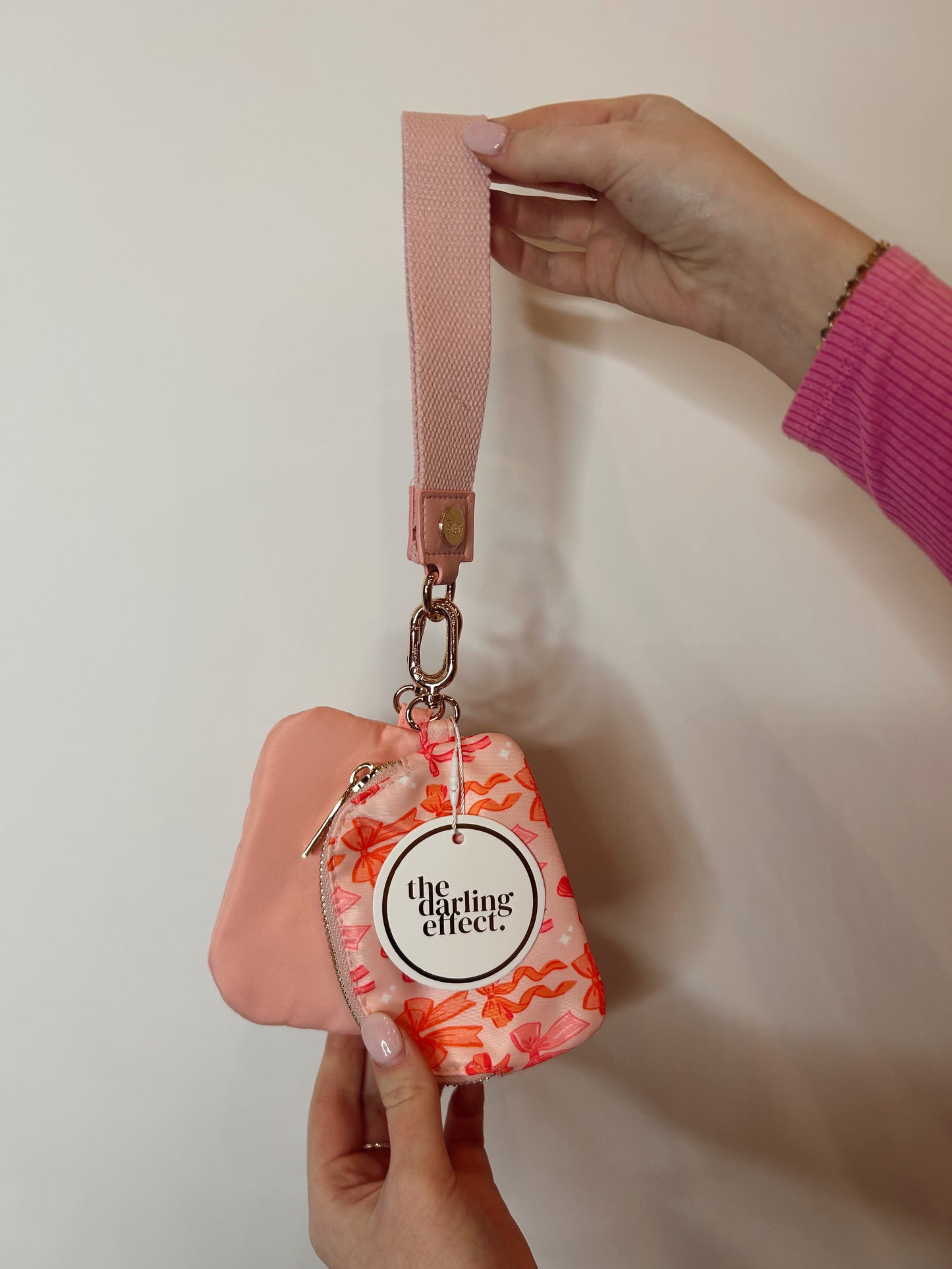 Darling effect dynamic duo pouch wristlet
