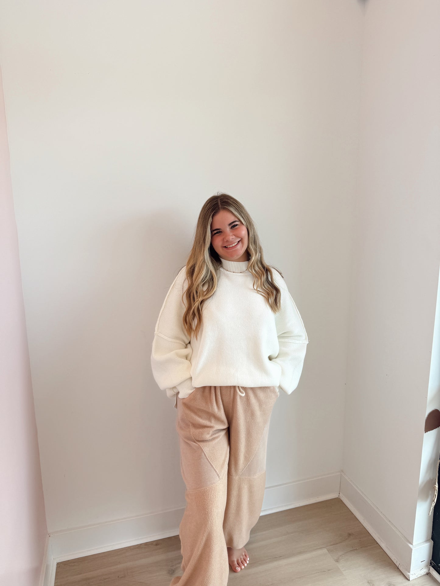 Indie taupe