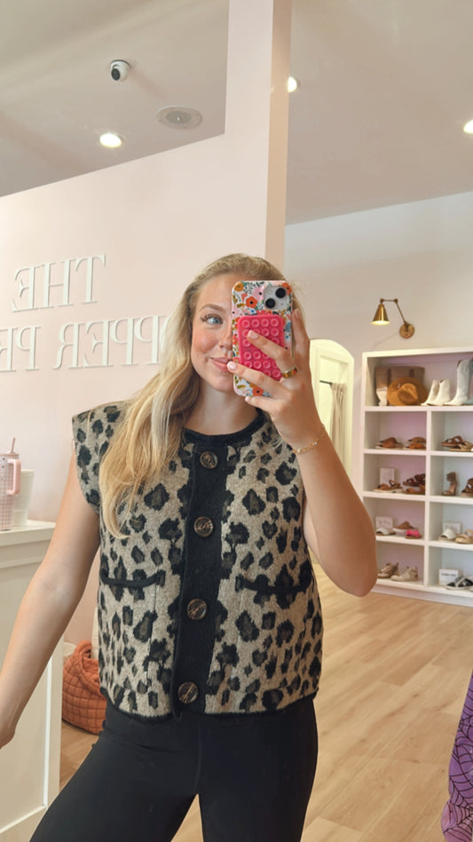 cheetah vest entro