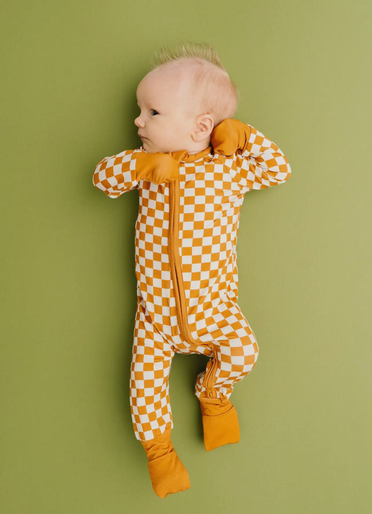 Checkerboard bamboo sleeper