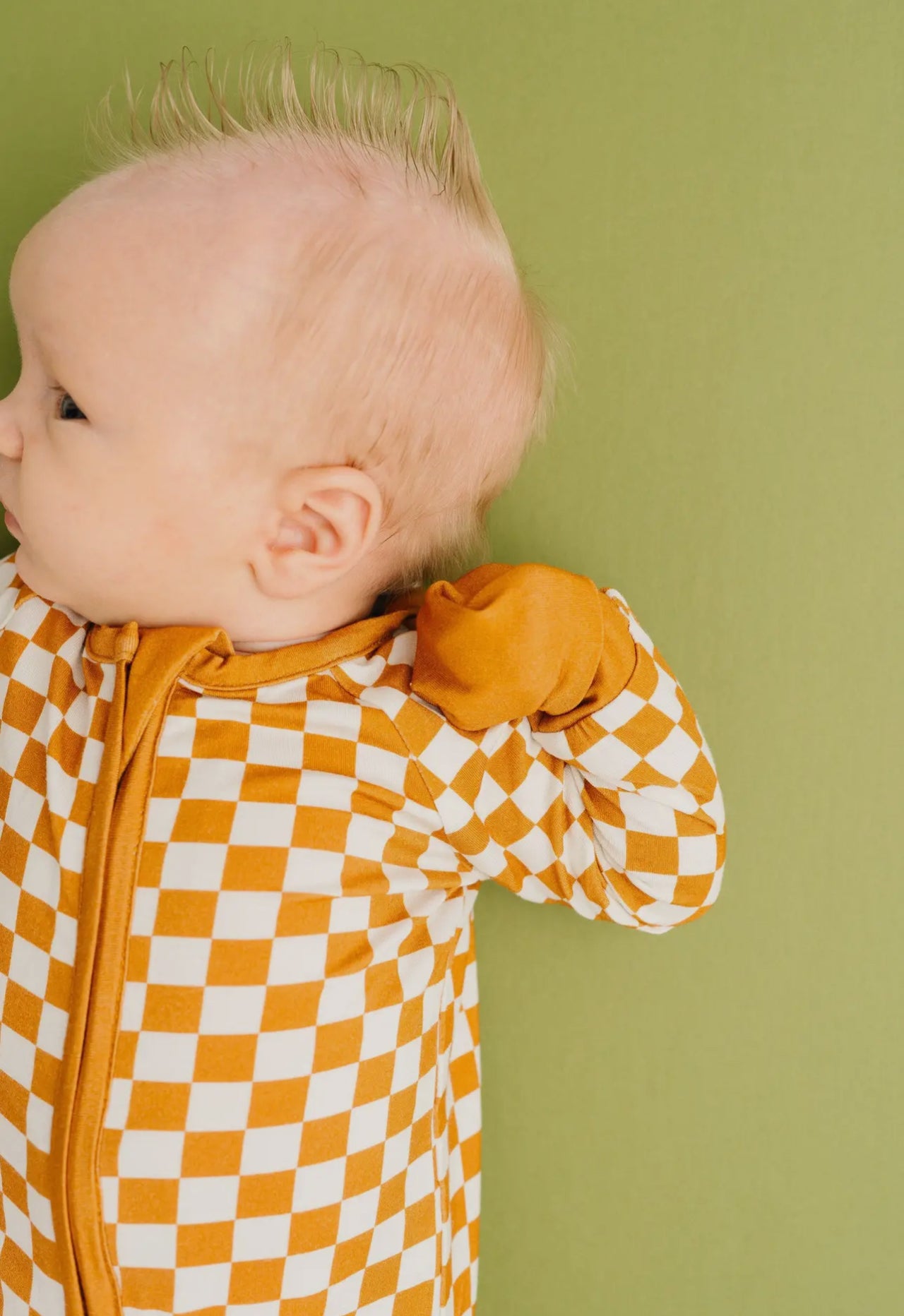 Checkerboard bamboo sleeper