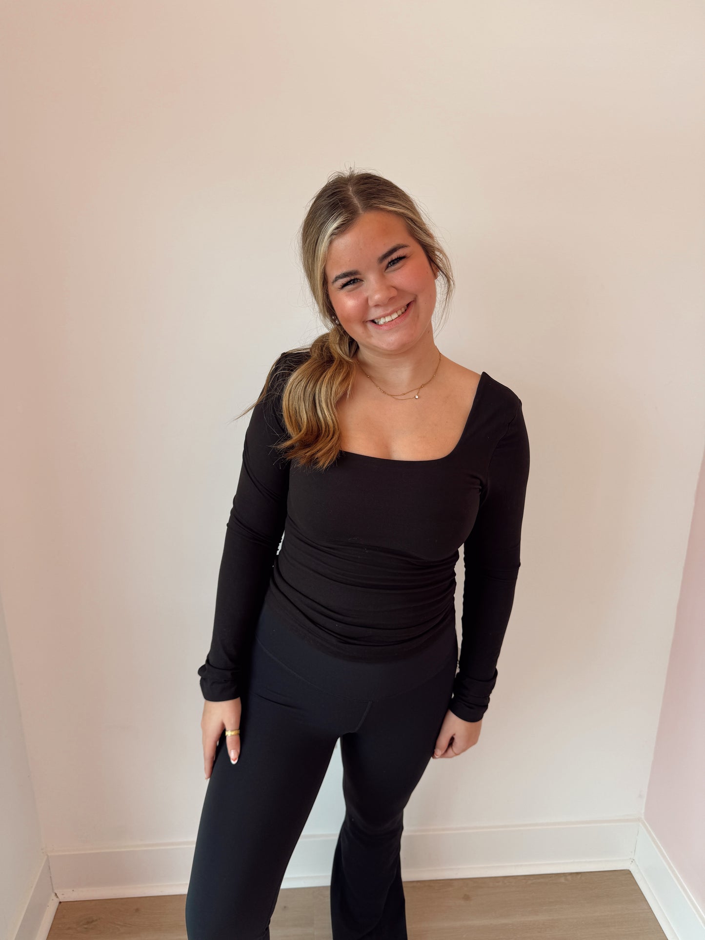 Recycled butter square neck long sleeve BLACK