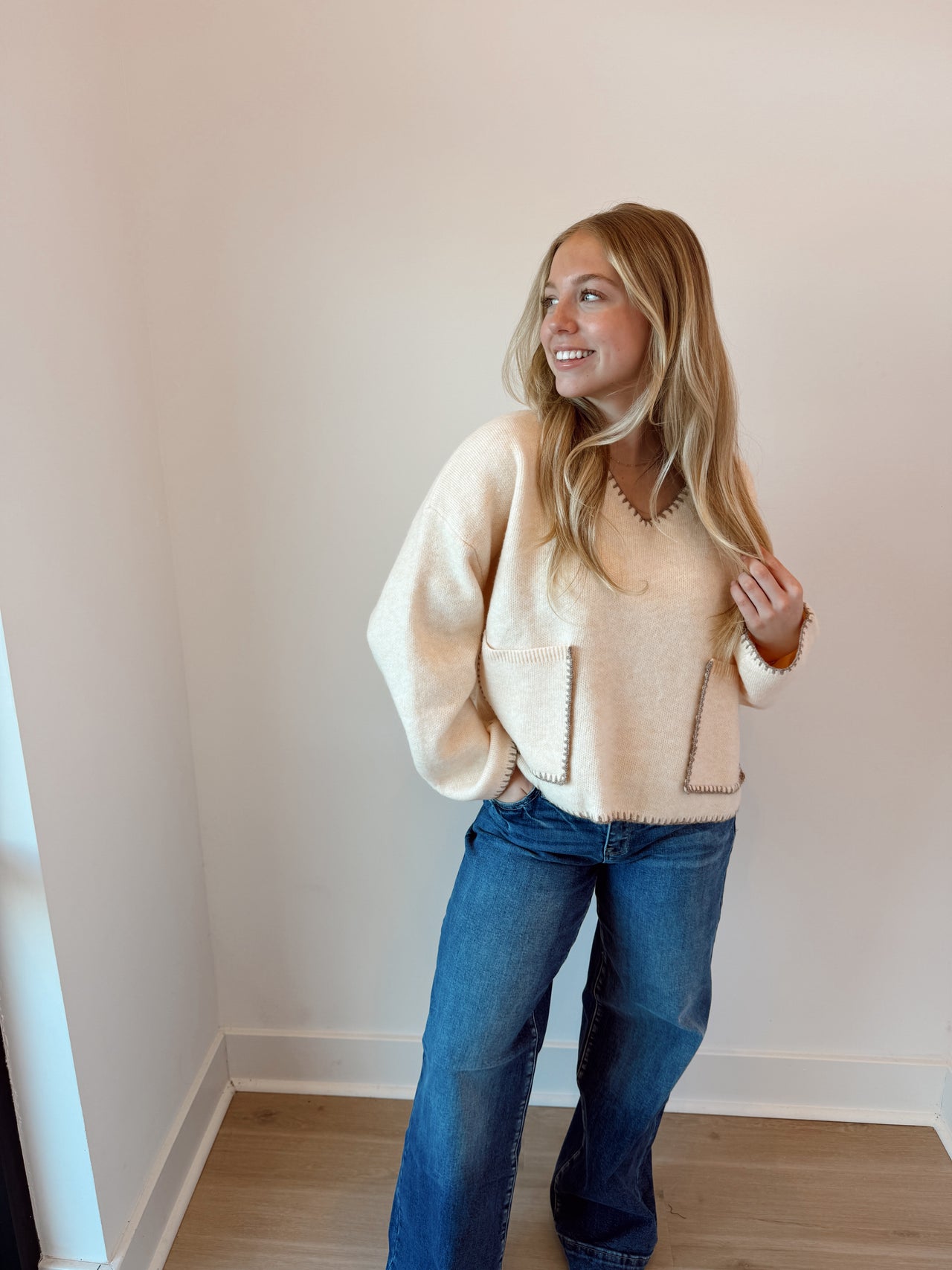 Mid rise stretch trouser wide leg