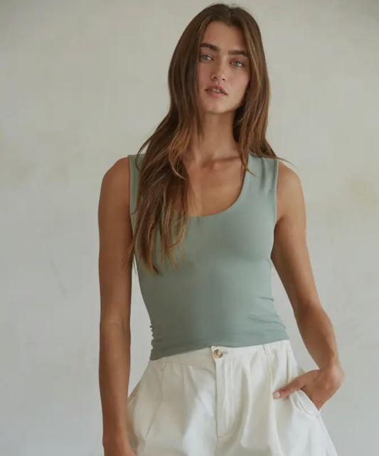 Double Layered Seamless Top GREEN
