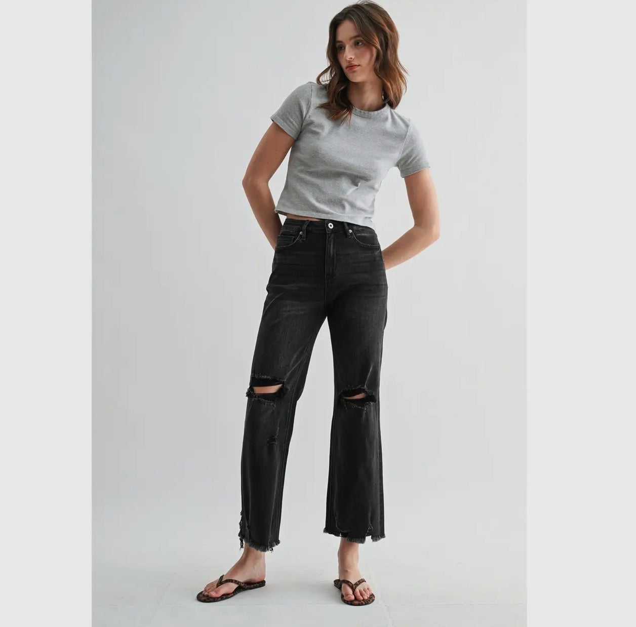 Super high distressed jeans vintage black