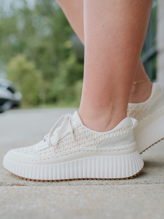 dolea sneaker