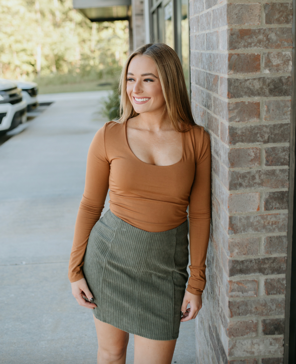 basic long sleeve cropped top