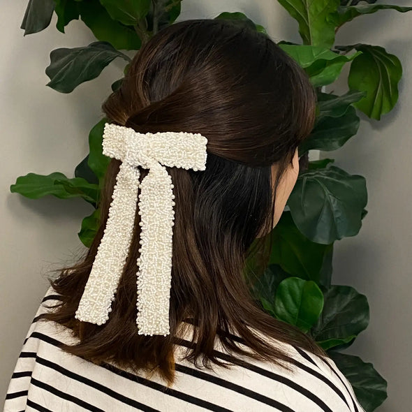 pearl clip in bow