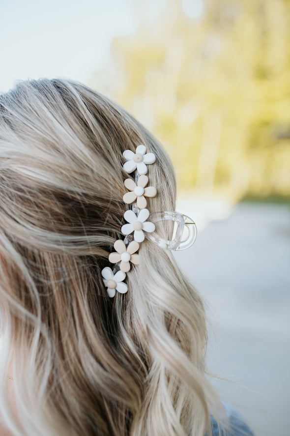 darling effect daisy claw clip multiple colors