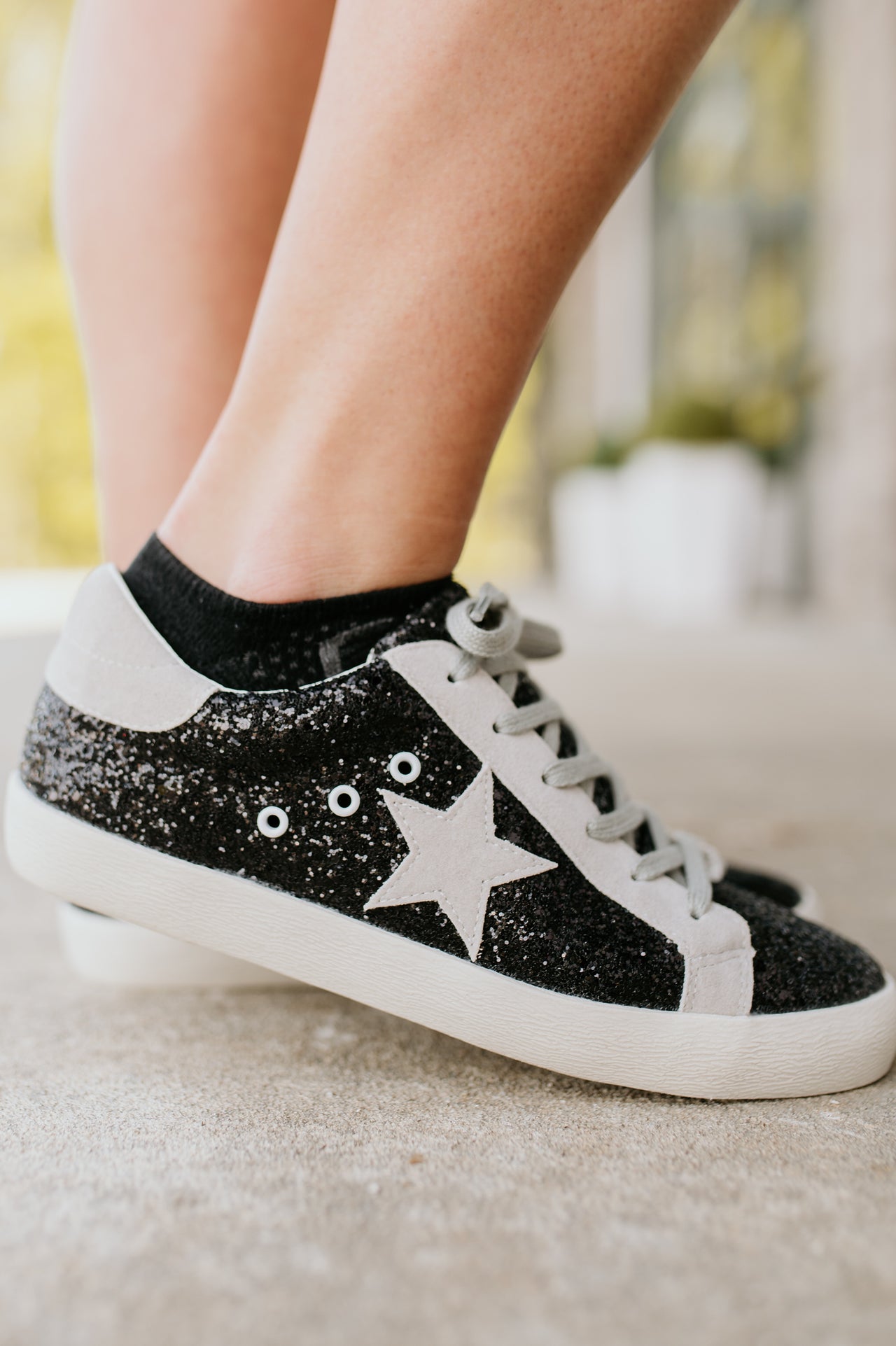 Skylar Black Sneakers