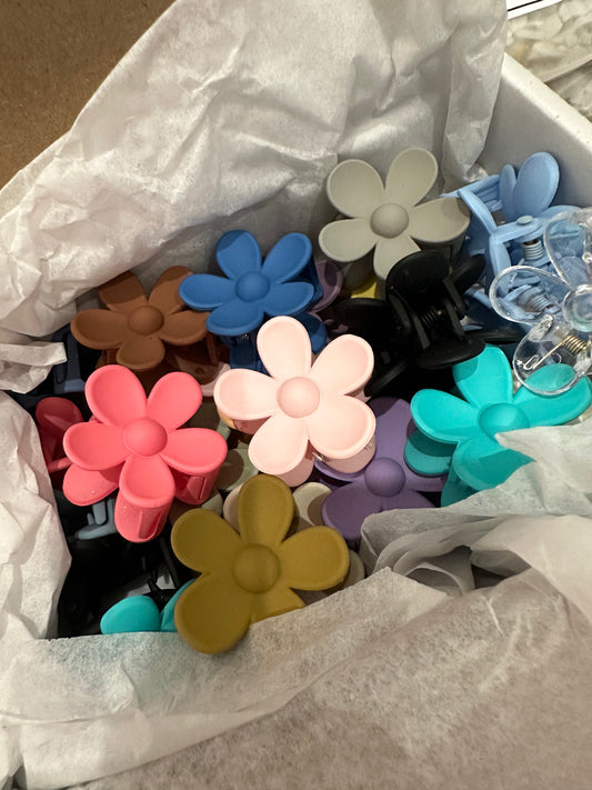 SMALL flower floral claw clips
