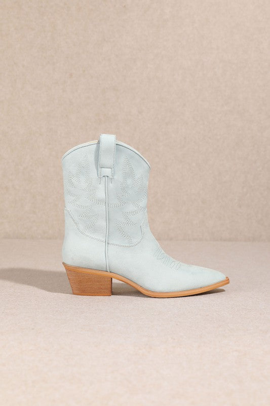 Claire booties