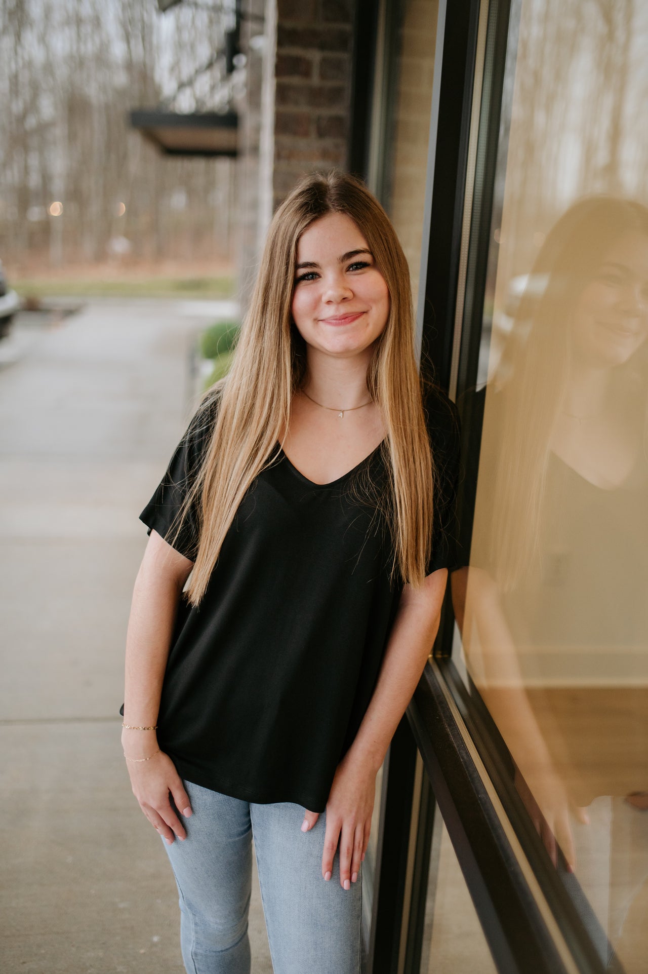 breezy tee black