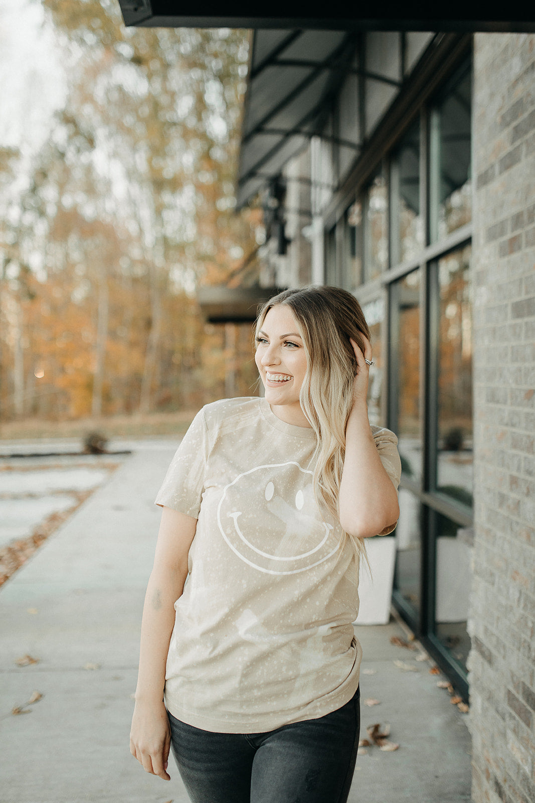 smiley bleached tee