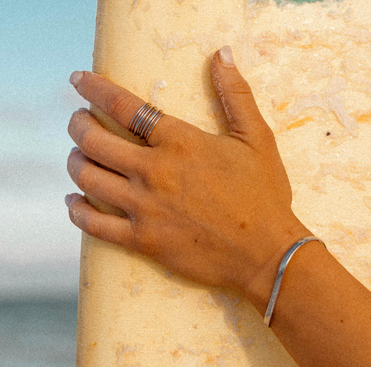 electric feel ring silver