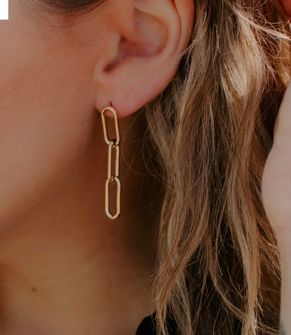 yacht club earrings gold