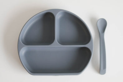 suction plate with lid and spoon ocean